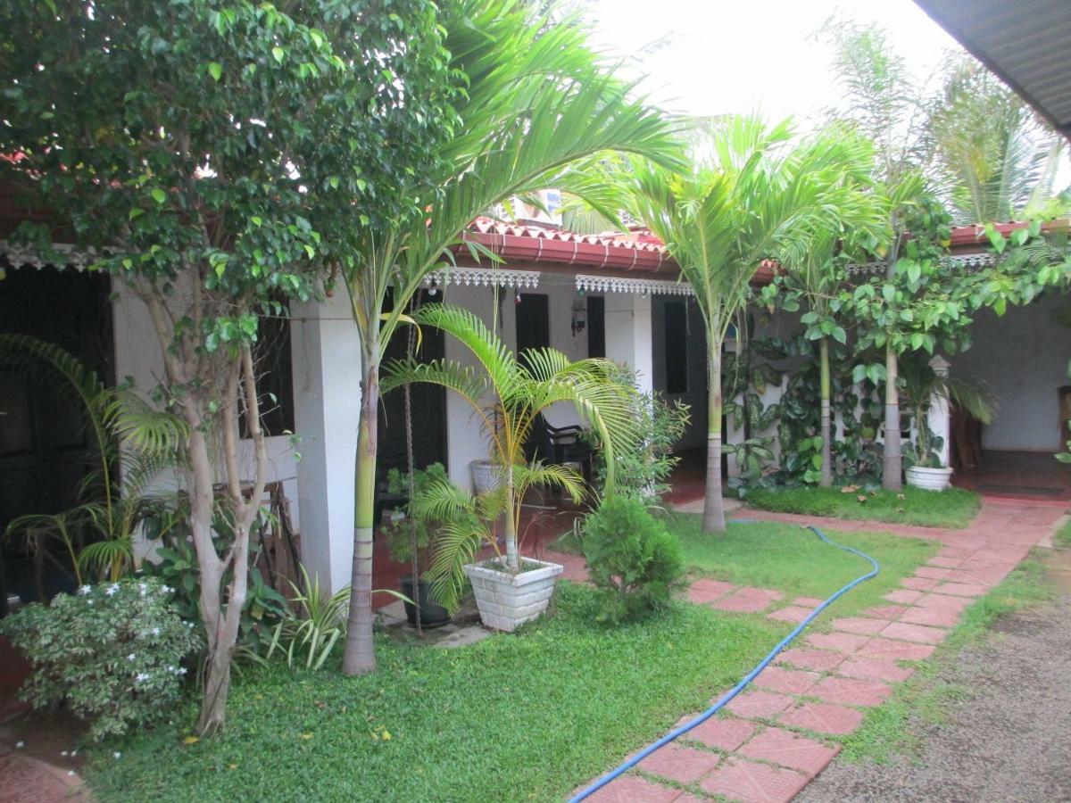 Uppuveli Beach House Trincomalee Kültér fotó